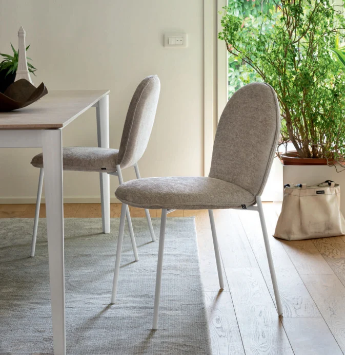 Sedia Riley Mid Promo - Connubia