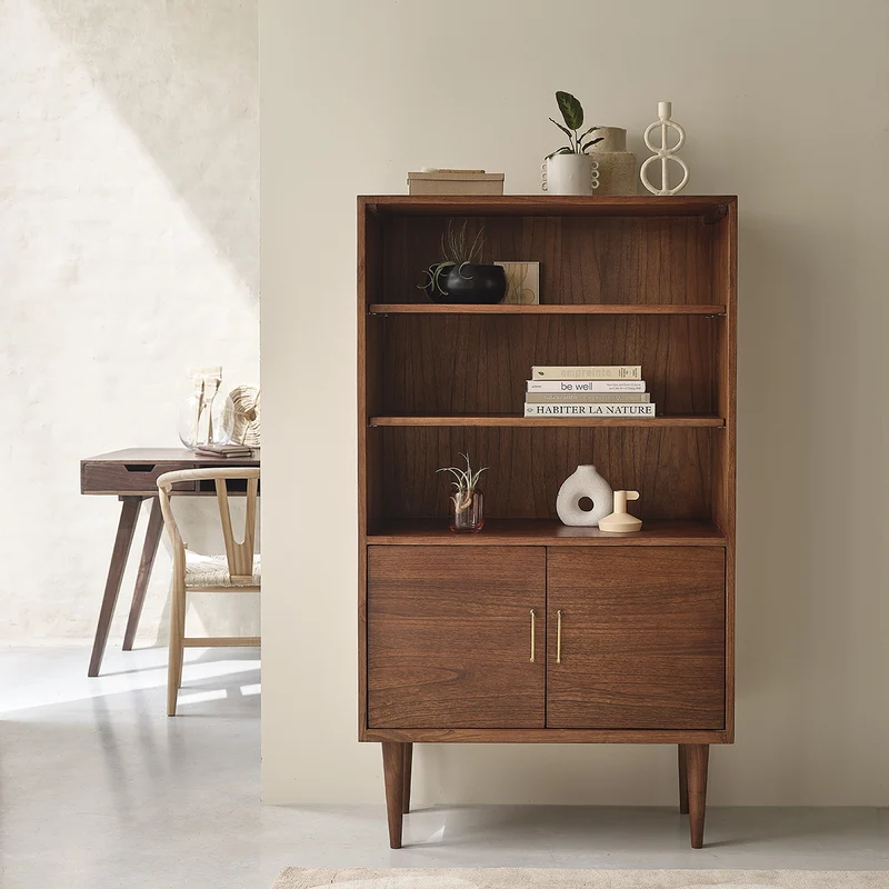 Libreria in mindi massello con finitura in noce 85 cm