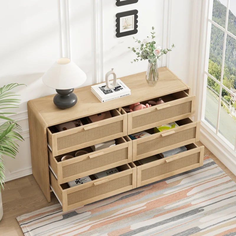 Cassettiera con 6 cassetti in rattan naturale; angoli arrotondati; 130x40x74 cm