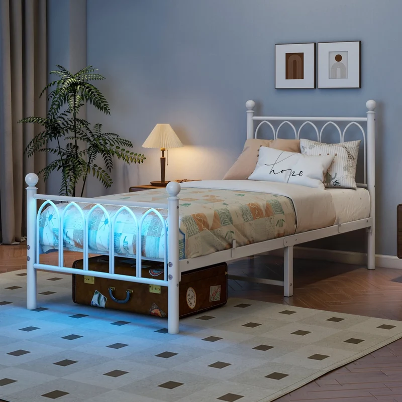 Letto singolo in metallo 90x200 cm con LED; prese USB e spazio contenitore; bianco