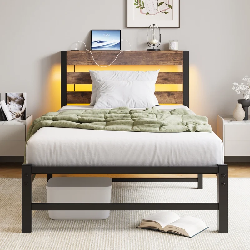 Letto singolo 90x200 cm con LED RGB; USB e ripiano; struttura in metallo e legno nero marrone