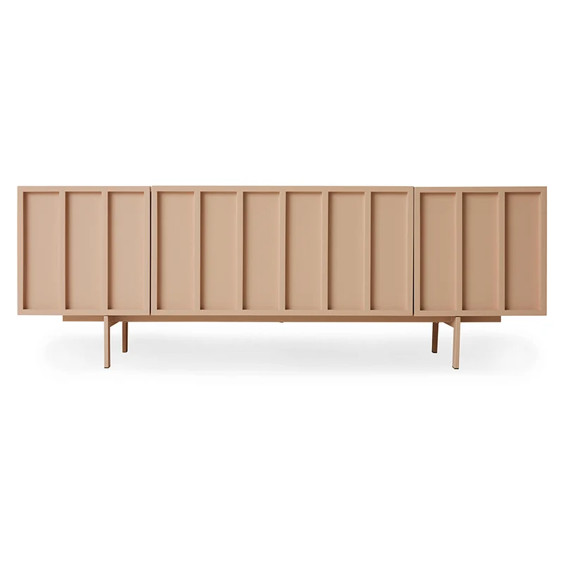Credenza bassa, nudo