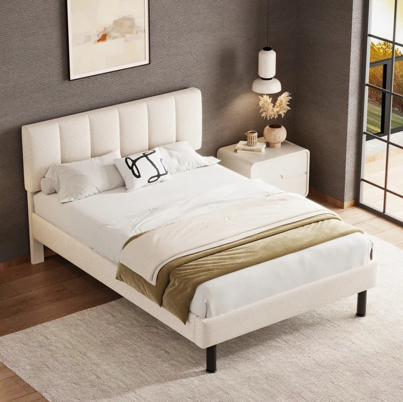 Letto con rete a doghe 140x190 cm in tessuto sherpa beige