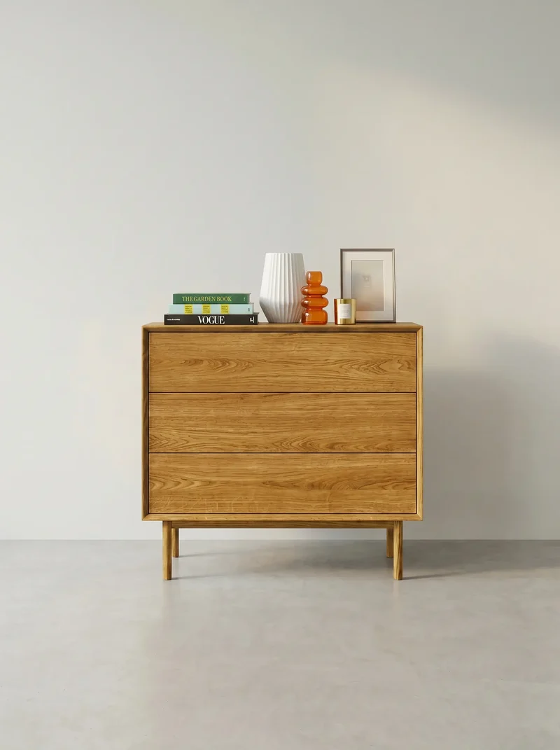 Kodama Credenza a Tre Cassetti – Un mobile in rovere dal design minimalista